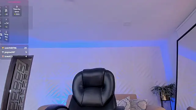 MorganHicks live cam on StripChat