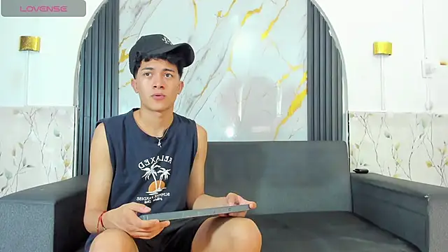 Yeff_26 live cam preview
