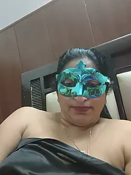 Arck_Royalgirl live cam on StripChat