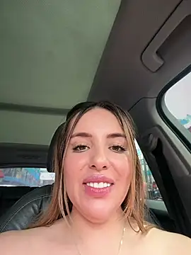 Alirawrz Live Webcam on Stripchat
