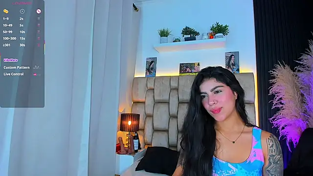 live cam model live Latina cams online
