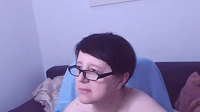 ChristaRose live cam on StripChat