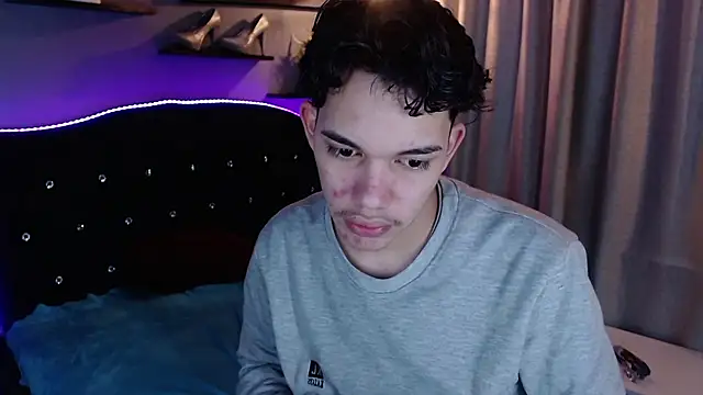 haku_nayro webcam