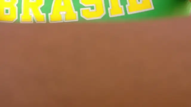 Maiacharris_ webcam