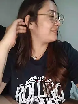 samm_curvy