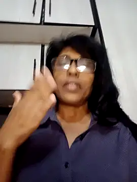 MsAttitude live cam preview