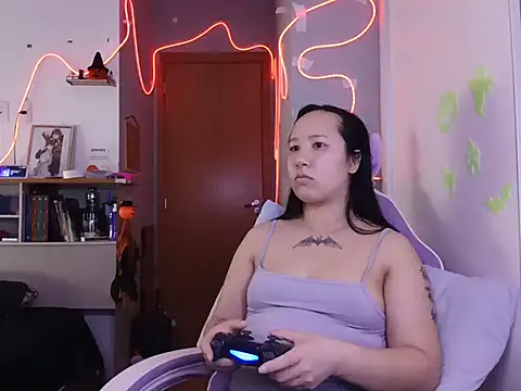 Japabaixinha live cam on StripChat