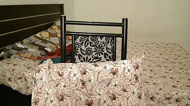 dhiyapink (F young) - boobs oil massage