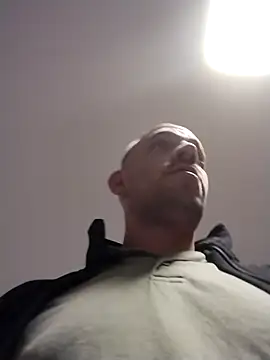 Codymc89 live cam on StripChat