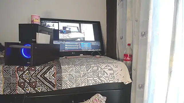eolicasex live sex cam