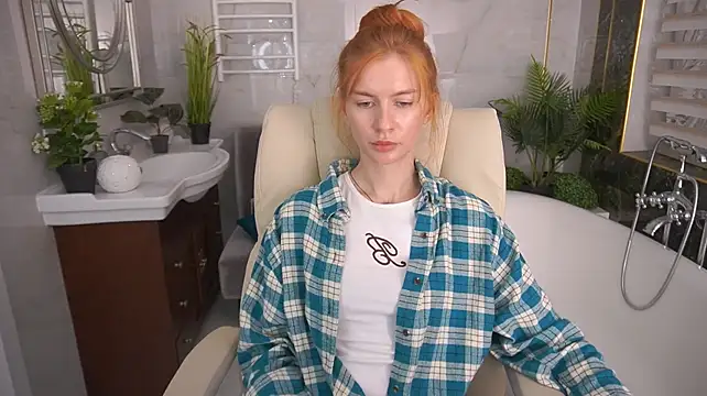 Nicol_Moonn live cam preview