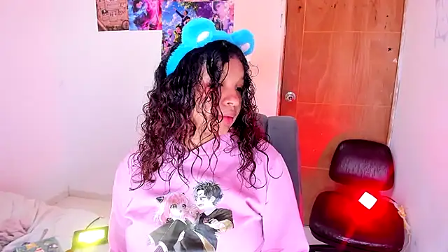 Emily_Coper18