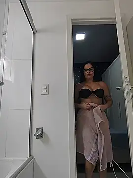 gatadorio (F milf) - mostrar esse grelo enorme