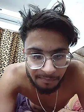 Horny_young21
