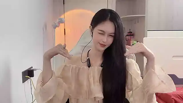 yiyi-uu