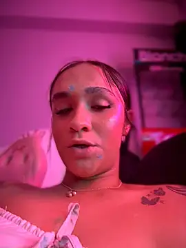 Isabella-Teen