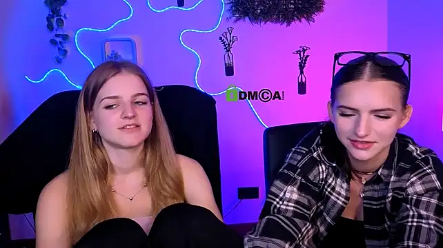 lisa_dark_