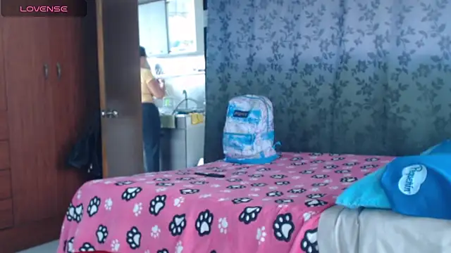 miia-big1boobs_ webcam