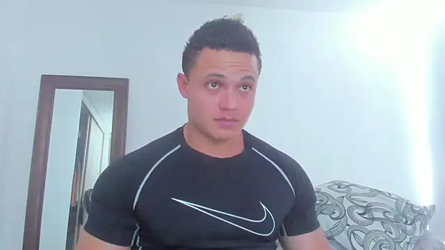KingLevi01 webcam