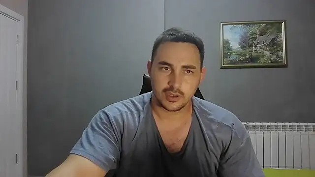 mastermute (M young) - #brunettes #cam2cam #flashing #flexing #foot-fetish #handy #hd #middle-priced-privates #muscular #small-audience #straight #white #young