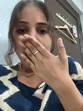 ahana_cutie (F teen) - Nude Shows Different With Face