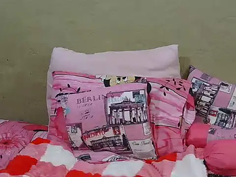 xpeachycheakyx webcam