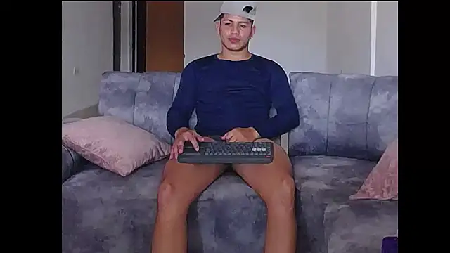roldfdirty live cam on StripChat