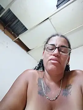 tugordita-hot live cam on StripChat