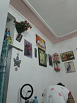 priti_sex (F young) - Full nude show