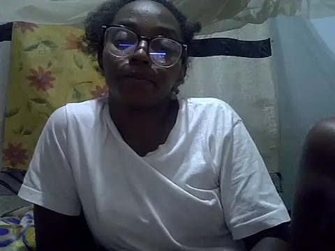 ElianeHot