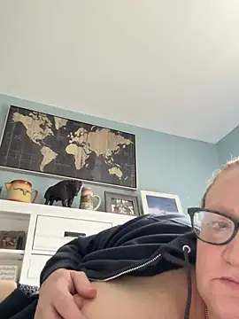 Kellilyn10