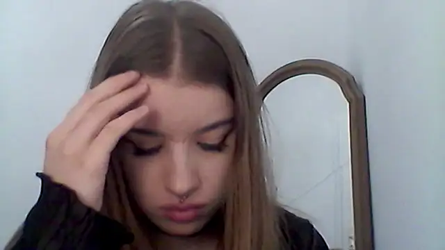 MollyHotTeen