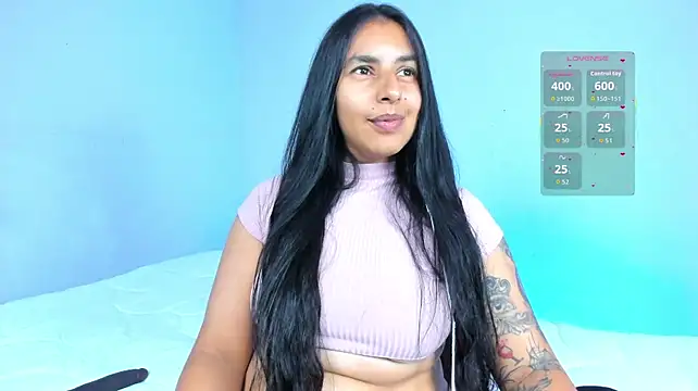 CURVY_EBONY_MILF