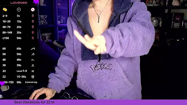 MaryPeach666 live cam on StripChat