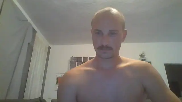 banger1994 live cam on StripChat