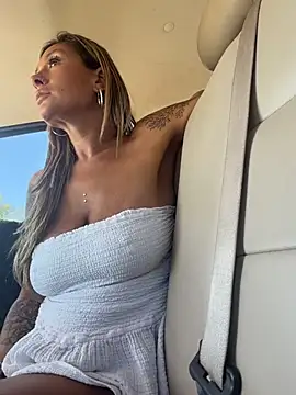 bossyroxy84
