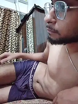 Horny_young21
