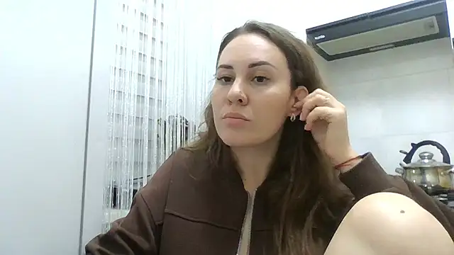 MeadowEyes live cam on StripChat
