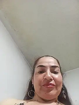 MaryRoze_ live cam on StripChat