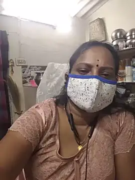 salukutty live cam on StripChat