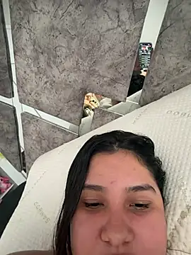 ValleryParker live cam on StripChat
