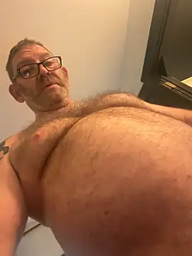 crb1234sc live cam on StripChat