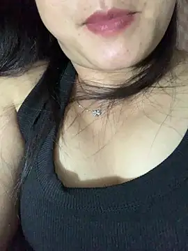 dgggg12345 live cam on StripChat
