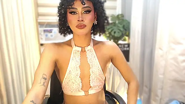 Winnie_Harllow