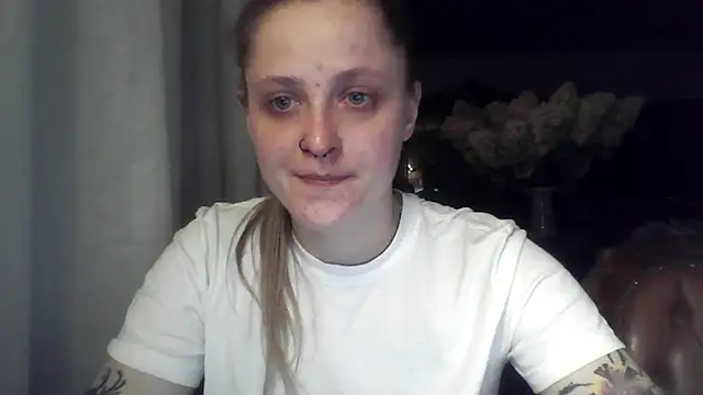 LeaWetGirl