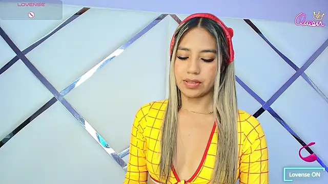 kimmiebellarie (Ask my age) - Show titis 🔥😏