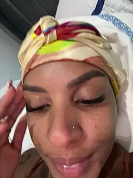 julixxx22 (F young) - Asshole