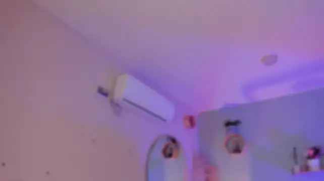 YariRose live cam on StripChat