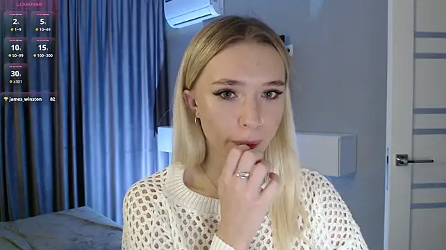 Emily_Hartt