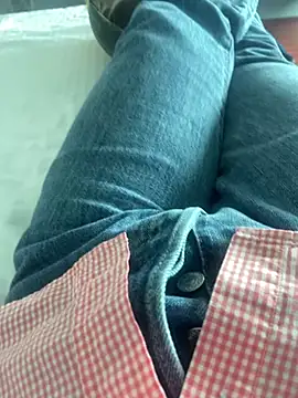 Yorel1109- live cam preview